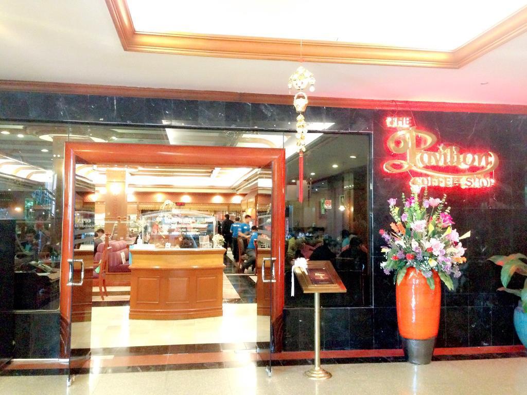 镇城酒店 曼谷